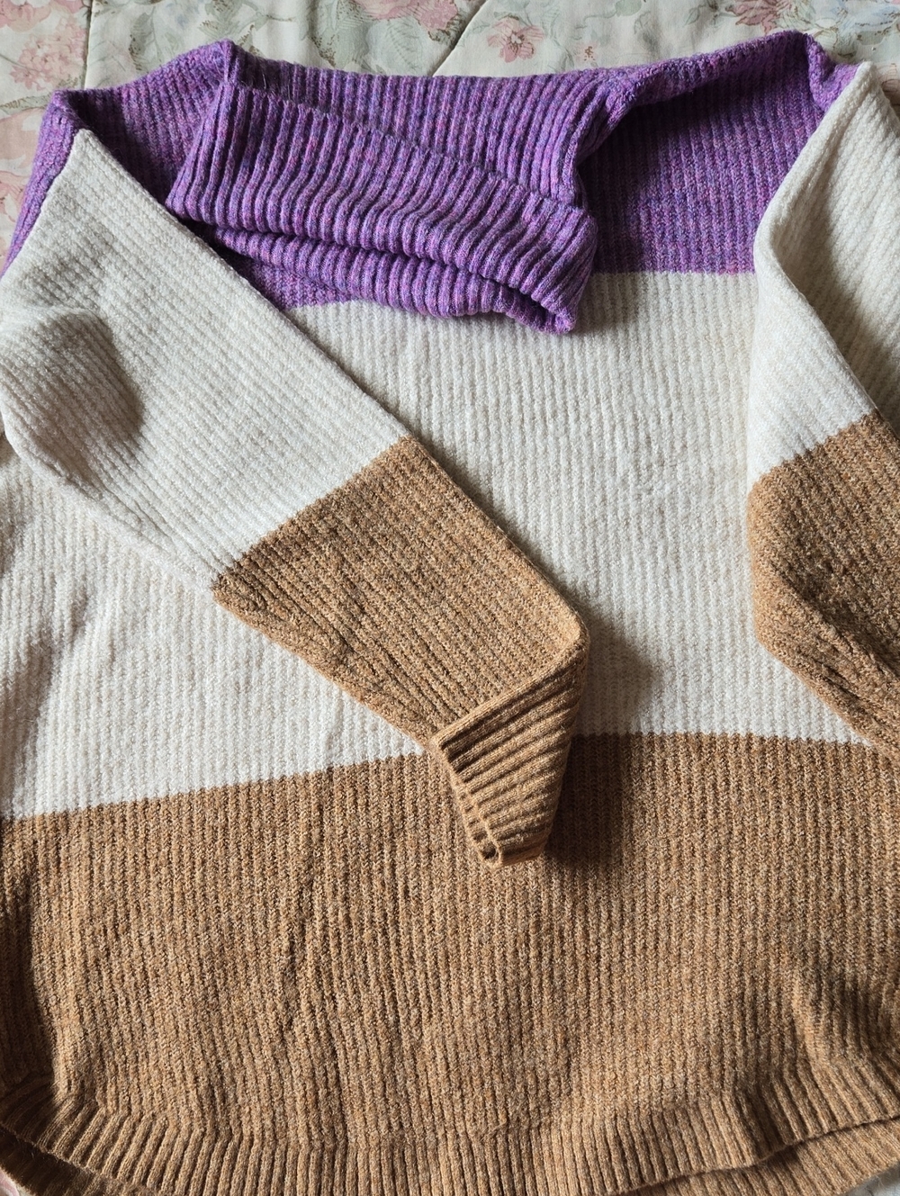 Reitmans Color‑Block Ribbed Knit Sweater – Women’s M
